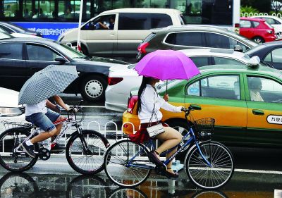 北京超长降雨近30小时 17地达大暴雨量级(图)