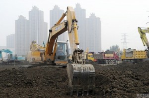 天津港爆炸事故核心区周边铺设草皮(高清组图)