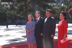 直击天安门阅兵现场:习近平携夫人迎外宾(更新中)