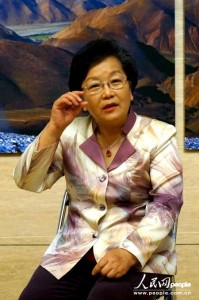 原政治局常委黄菊夫人余慧文到江西调研(图)