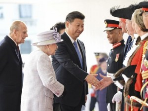 英法德竞相“入伙” 中国合纵“三驾马车”