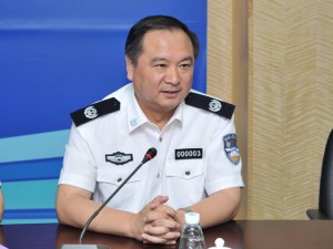 公安部原副部长李东生受审 涉嫌受贿2198万元(图)