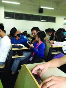 10岁男童在大学蹭课 能自己设计病毒程序(图)