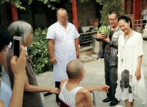 尹相杰再次吸毒被抓 可害惨了这位姑娘(组图)