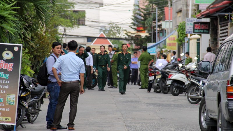 一名中国人在越南岘港被蒙面人当街枪杀(组图)