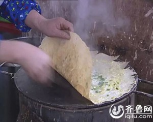 小山村家家卖煎饼年入几十万 住别墅开豪车(组图)