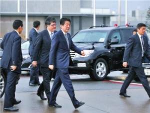 安倍拉中国强邻南海搞大动作 中方亮底线警告(图)