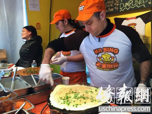 老外摊煎饼吸引纽约华人食客 曾专门写商业计划