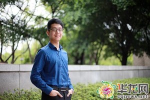 留学生讲述美国深泉学院大学生活：拔了一夏天草