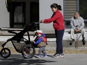 丢2000剖腹产手术费 安徽男子跳楼自杀(图)