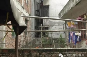 42秒火灾视频拍客发声:自己尝试救火了但无能为力