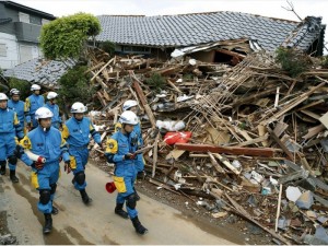 先习后李 北京慰问日本地震释两大信号(图)