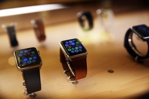 新Apple Watch无需iPhone辅助 自带移动网络(图)