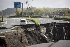 中国议日本地震：狠骂 欢呼 商店促销(图/视频)