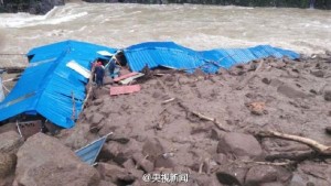 福建三明今早突发山体滑坡 30人梦中失联(多图)