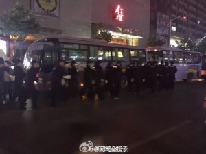 郑州"中原首家五星级娱乐会所"涉黄深夜被查(图)