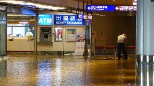 桃园机场淹水！暴雨成了民进党的照妖镜