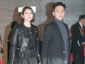 袁咏仪自曝曾遇婚姻危机 和张智霖差点离婚(组图)