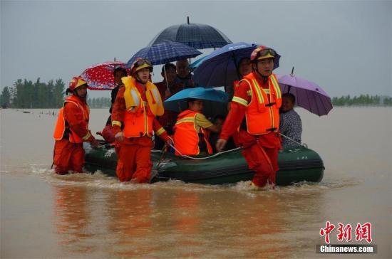 国家防总: 全国已有1192县遭灾 186人死亡(组图)