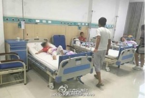 陕西34名幼儿呕吐住院 官方：家长情绪稳定(图)