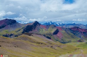 上帝在这里打翻了颜料盘:带你看看秘鲁彩虹山(图)