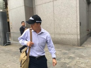 FBI前华裔员工认罪为中国提供情报 或判10年刑