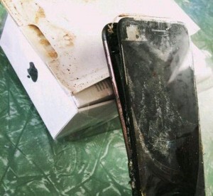 7的诅咒？iPhone 7传爆炸后 又有电池异常鼓起