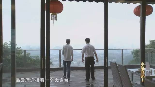 万庆良常光顾会所 服务员:他每次来我们都很反感