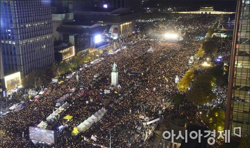 史上最大规模！韩国百万人大游行 要求朴槿惠下台