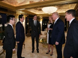 安倍匆匆来访 与川普首次会晤一团糟(图)