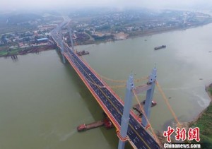 攻克两大世界难题!湖南株洲枫溪大桥建成通车(图)