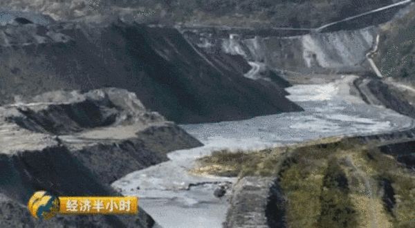 三峡库区的哭泣：庄稼枯竭酸雨频现 村民苦不堪言