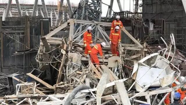 江西电厂施工平台倒塌 死亡人数上升至67人(组图)