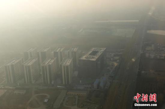 中国40城发重污染预警 多地达6级严重污染(组图)