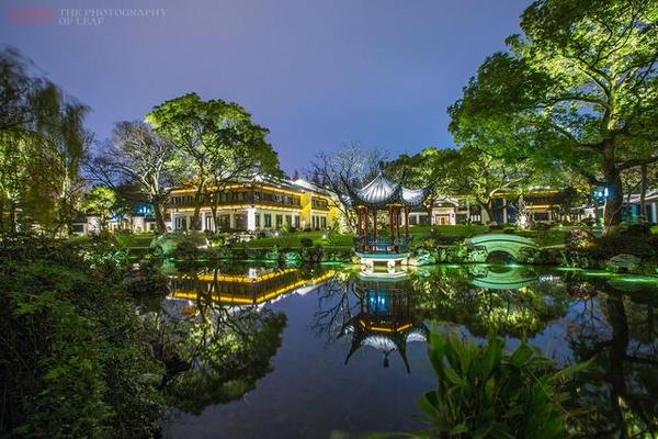 热贴：夜探南宋御花园，最美的西湖夜景在这里