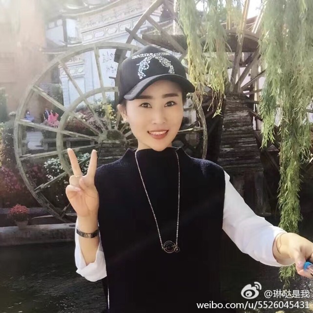 女游客称在丽江遭围殴 脸部被碎酒瓶毁容 (组图)