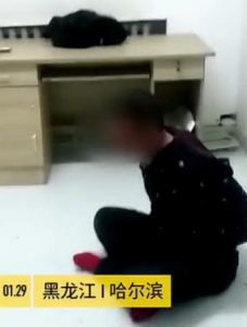 除夕夜哈尔滨袭警案嫌疑人受审画面曝光 (组图)