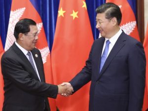 柬埔寨首相公开对台湾国旗下达禁令(图)