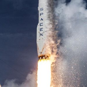 SpaceX今年计划每两周发射一枚火箭 (组图)