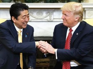 安倍：特朗普已理解 日本货币政策不是货币操纵