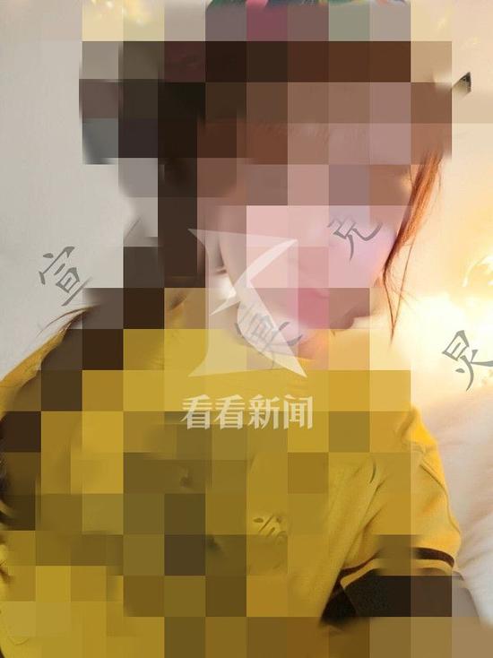 男子给美女主播送17万 对方: 癞蛤蟆想吃天鹅肉