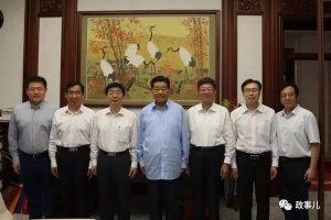 贾庆林中南海露面 习近平给“老领导”吃定心丸