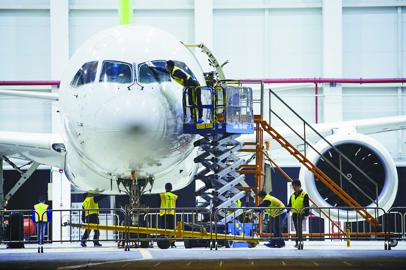 中国大飞机C919拟明日首飞 价格不及波音737一半