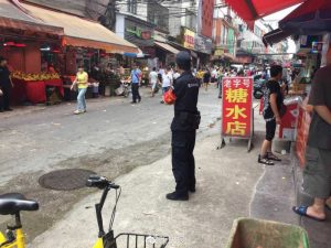 广州：8岁男童遭当街砍断手 凶手带断肢逃跑(图)