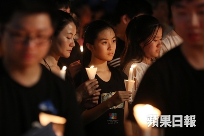 六四28周年 香港悼念人潮挤爆维园(组图)