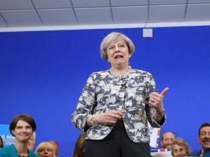 女首相赌博失利 英国脱欧谈判难免延迟(图)