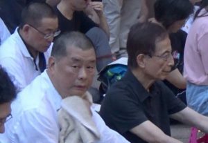 黎智英当街恐吓辱骂记者引愤慨 香港记协不谴责