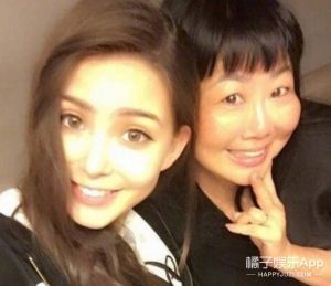 昆凌和妈妈合照曝光，天王岳母竟和曹格女儿撞脸?